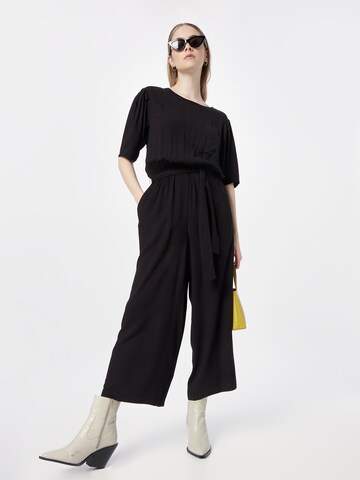 Tuta jumpsuit di s.Oliver in nero