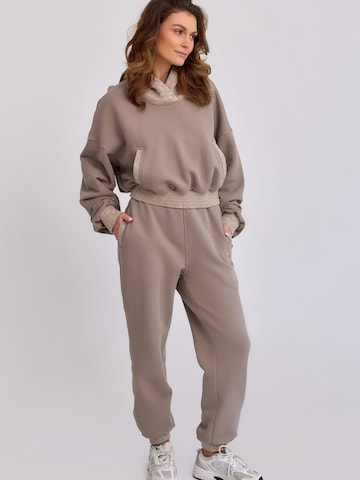 mandragora Sweatshirt 'LANTRE' in Beige