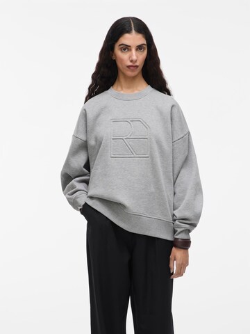 ROUGE EDIT Sweatshirt i grå: forside