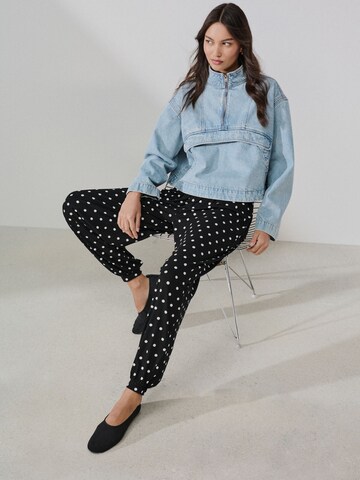 juoda Next Siaurėjantis Hareminės kelnės