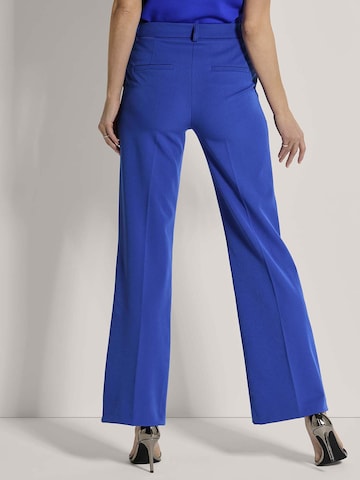 MADELEINE Loosefit Hose in Blau