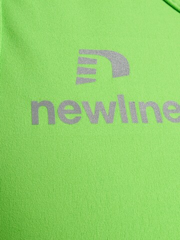 Haut de sport Newline en vert