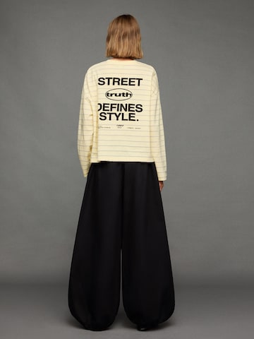 Maglietta di Bershka in giallo: frontale