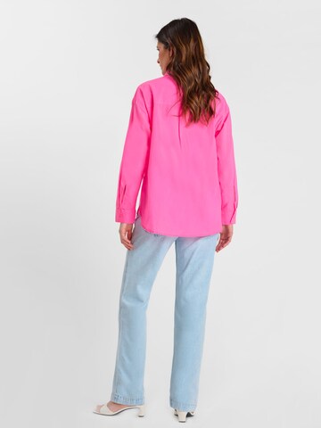 Le Temps Des Cerises Blouse in Pink