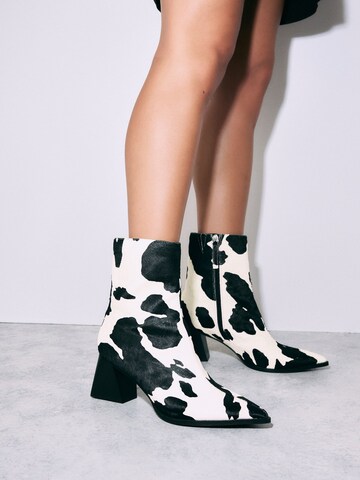 Botine 'Forever Comfort' de la Next pe alb