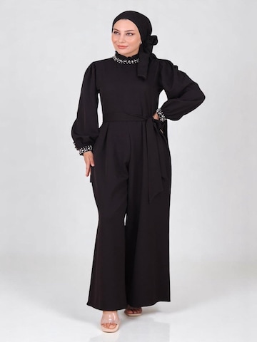 MODAMIHRAM Dress in Black: front