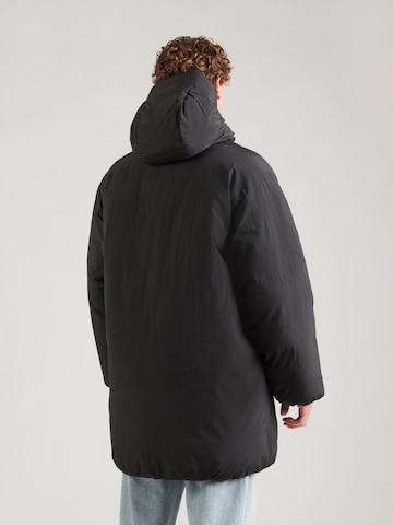 HUGO - Abrigo de invierno 'Mandev2541' en negro