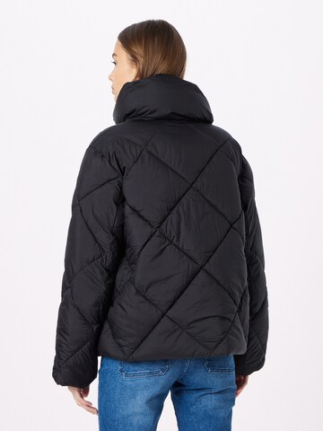 UNITED COLORS OF BENETTON Between-Season Jacket in Black