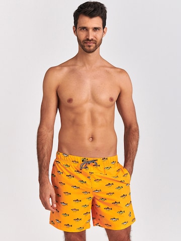 Shiwi Badeshorts 'GO FISH' i orange: forside