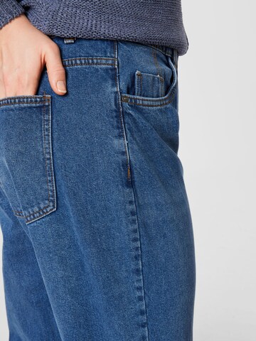 Noisy May Curve Wide leg Jeans 'AMANDA' in Blauw