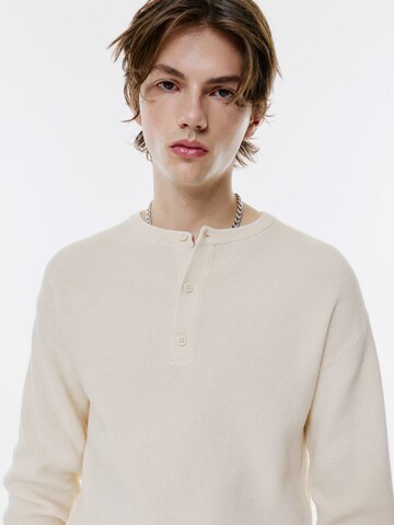 Pull&Bear Neulepaita värissä valkoinen