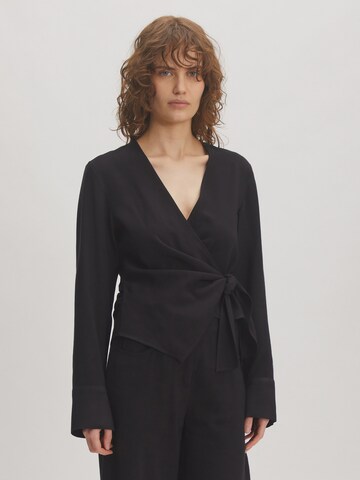 EDITED Blouse 'Rose' in Black: front