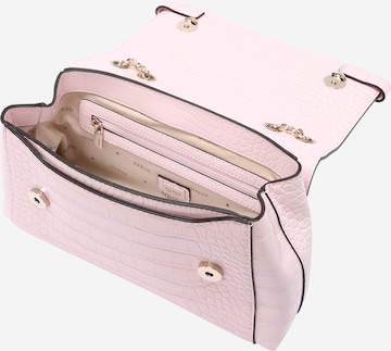 GUESS Τσάντα ώμου 'SESTRI' σε ροζ