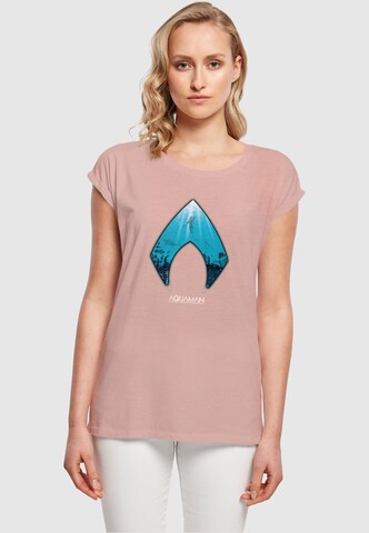 ABSOLUTE CULT Shirt 'Aquaman - Ocean' in Roze: voorkant