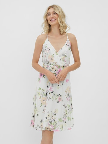 VERO MODA - Vestido de verano 'LIA' en blanco: frente