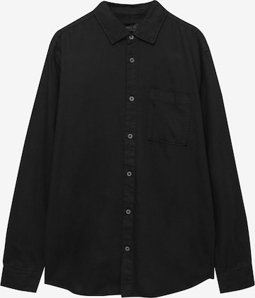 Pull&Bear Comfort fit Button Up Shirt in Black: front