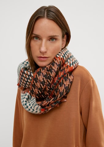 COMMA Scarf in Green