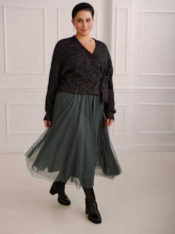 Guido Maria Kretschmer Curvy Sweater 'Victoria ' in Black
