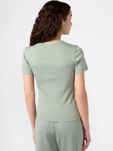 Champion Authentic Athletic Apparel Shirt in Green