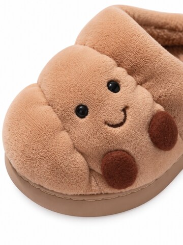 NEXORA Slippers 'Croissant' in Brown