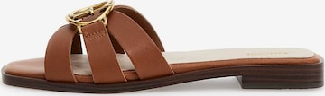 GUESS - Sapato aberto em castanho: frente