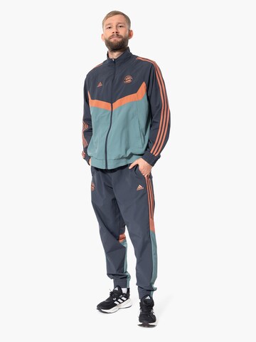 FC BAYERN MÜNCHEN Tapered Sporthose 'Home Teamline' in Grau