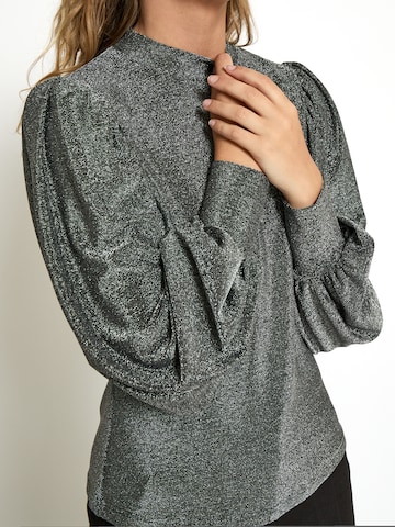 Top 'Lucina' di Peppercorn in grigio