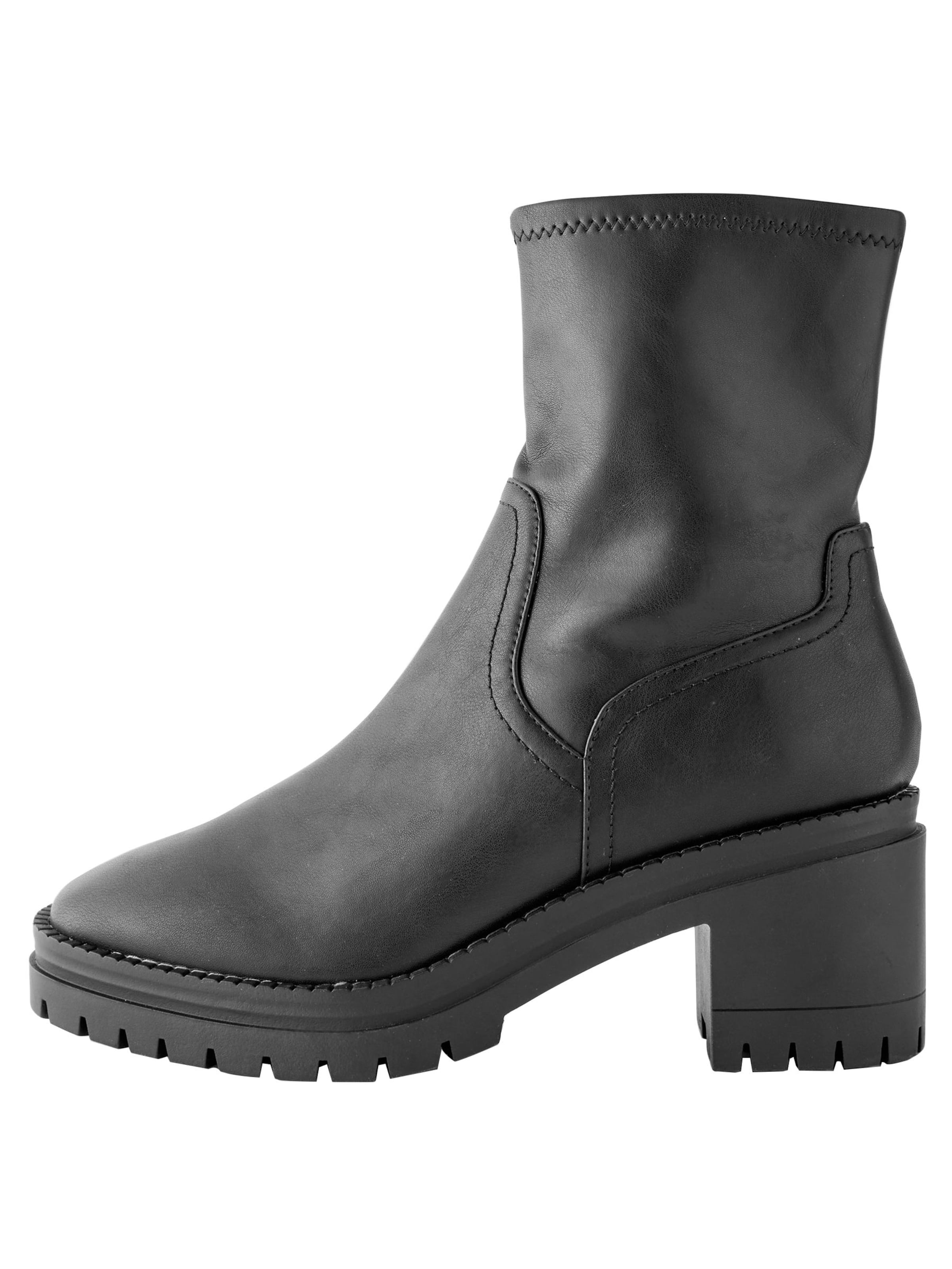 Next Poolsaabas, värv must: eest vaates