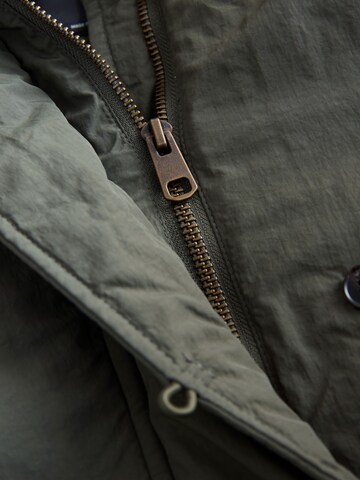 Next Talvitakki värissä vihreä