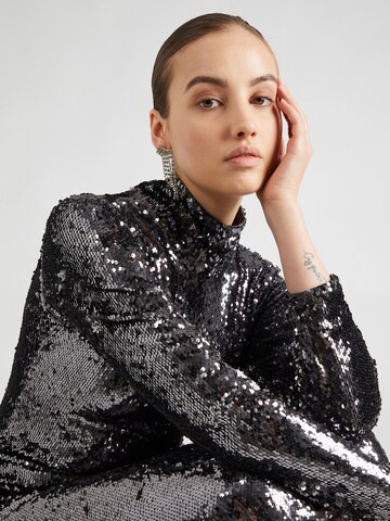 Sisley Evening dress in Silver