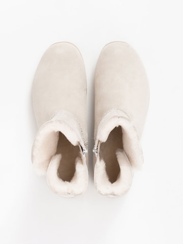 VITAFORM Stiefelette in Weiß
