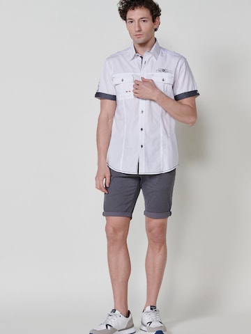 Regular fit Camicia di KOROSHI in bianco