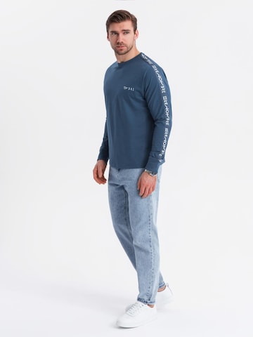 Tricou de la Ombre pe albastru