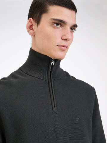 MUSTANG Pullover 'Everett' i sort