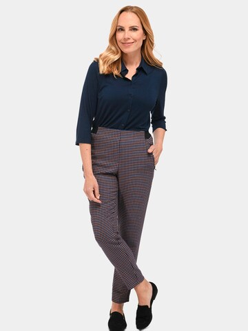 Goldner Regular Trousers in Purple