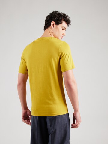 Lyle & Scott T-Shirt in Gelb