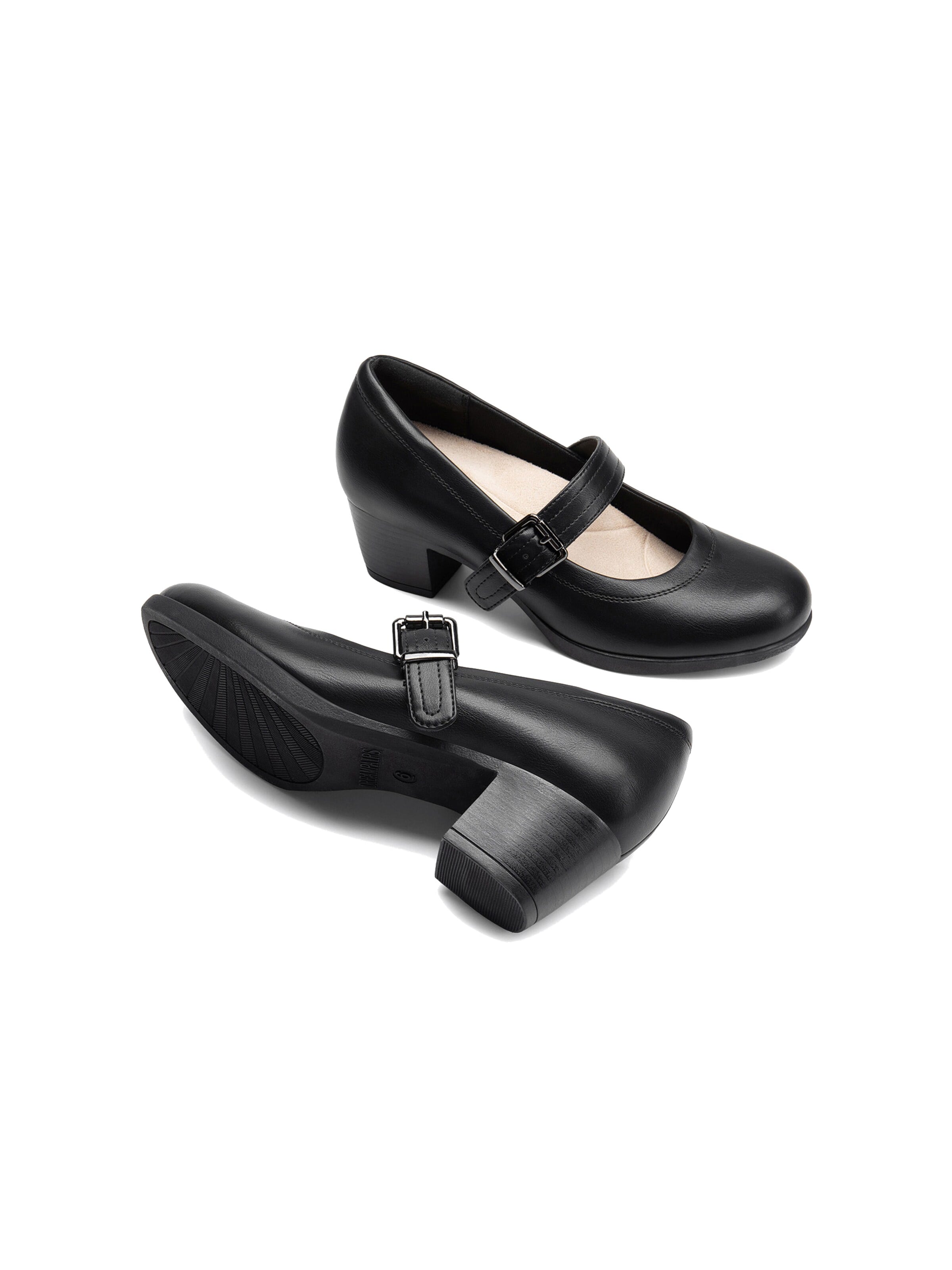 Dream Pairs Pumps in Black