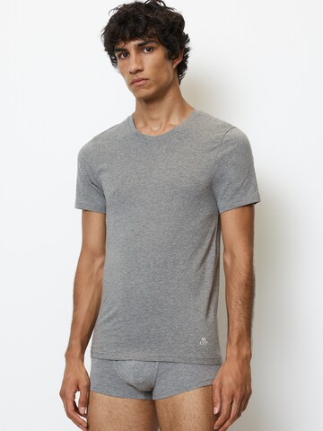 Marc O'Polo - Camiseta 'Essentials' en gris: frente