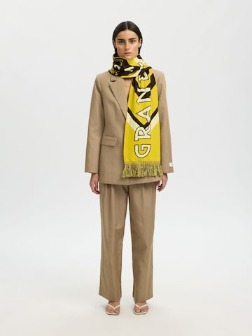 Sciarpa di SELECTED in giallo