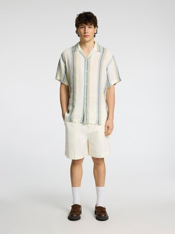 Coupe regular Chemise SELECTED HOMME en jaune