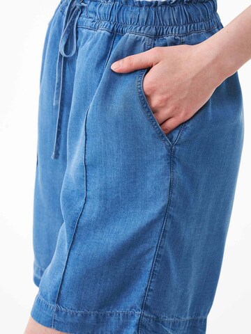 Organication Loosefit Shorts in Blau