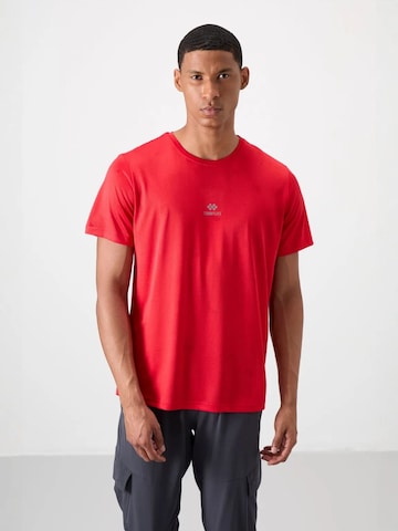 Tommy Life - Camisa funcionais em vermelho: frente