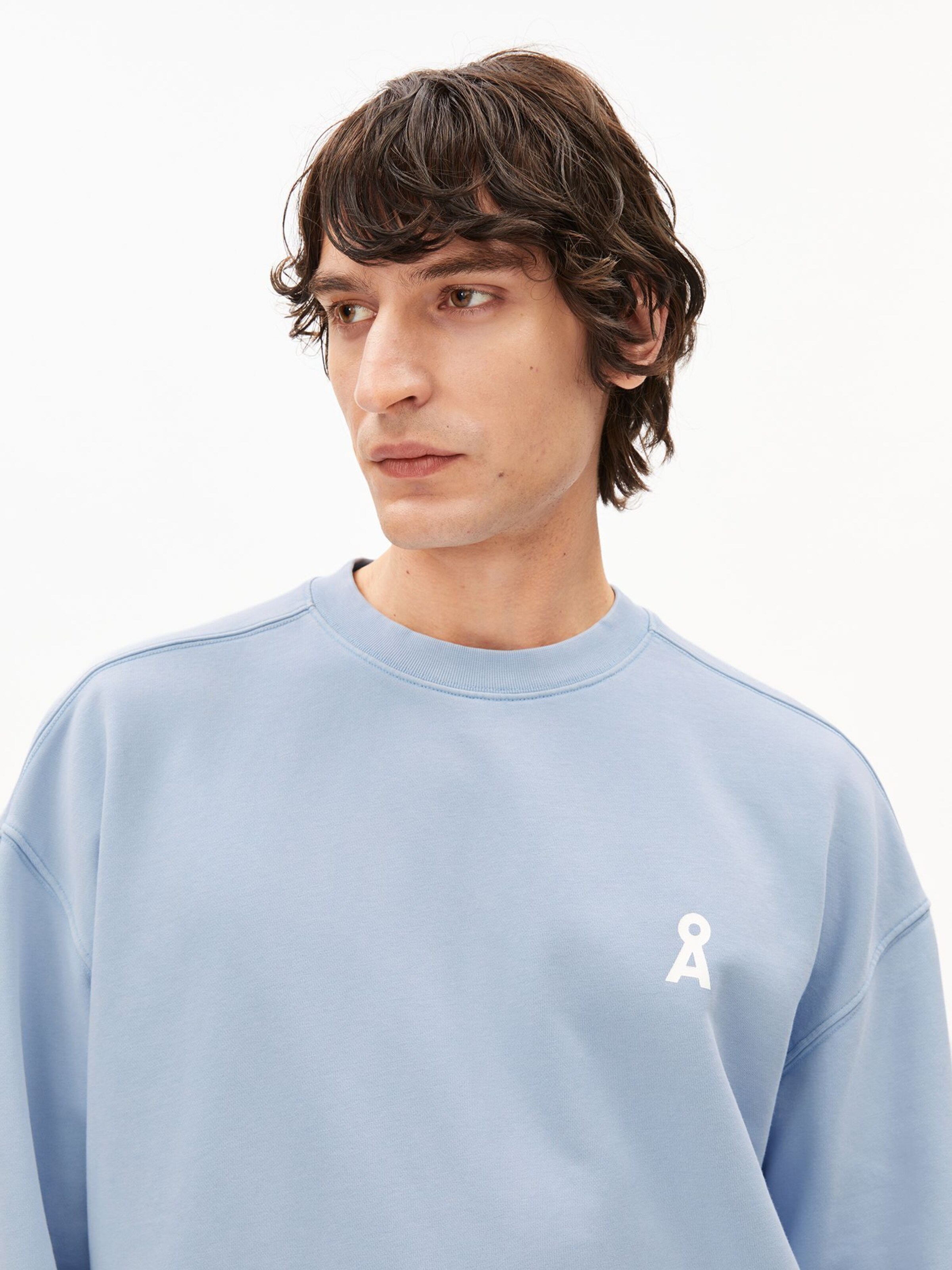 ARMEDANGELS Sweatshirt in Blauw: voorkant