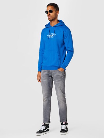 VANS Sweatshirt 'COMMERICA' in Blau