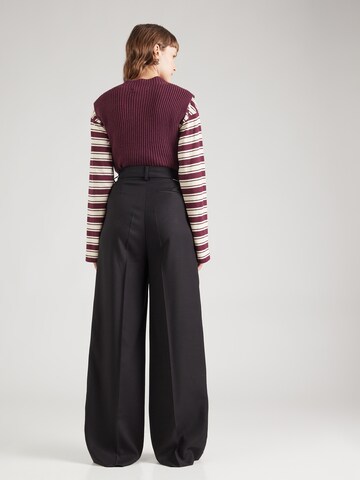 Wide leg Pantaloni con pieghe 'KAAYUA' di ARMEDANGELS in nero