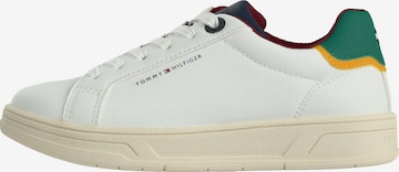balta TOMMY HILFIGER Sportbačiai 'HAMPTON': priekis