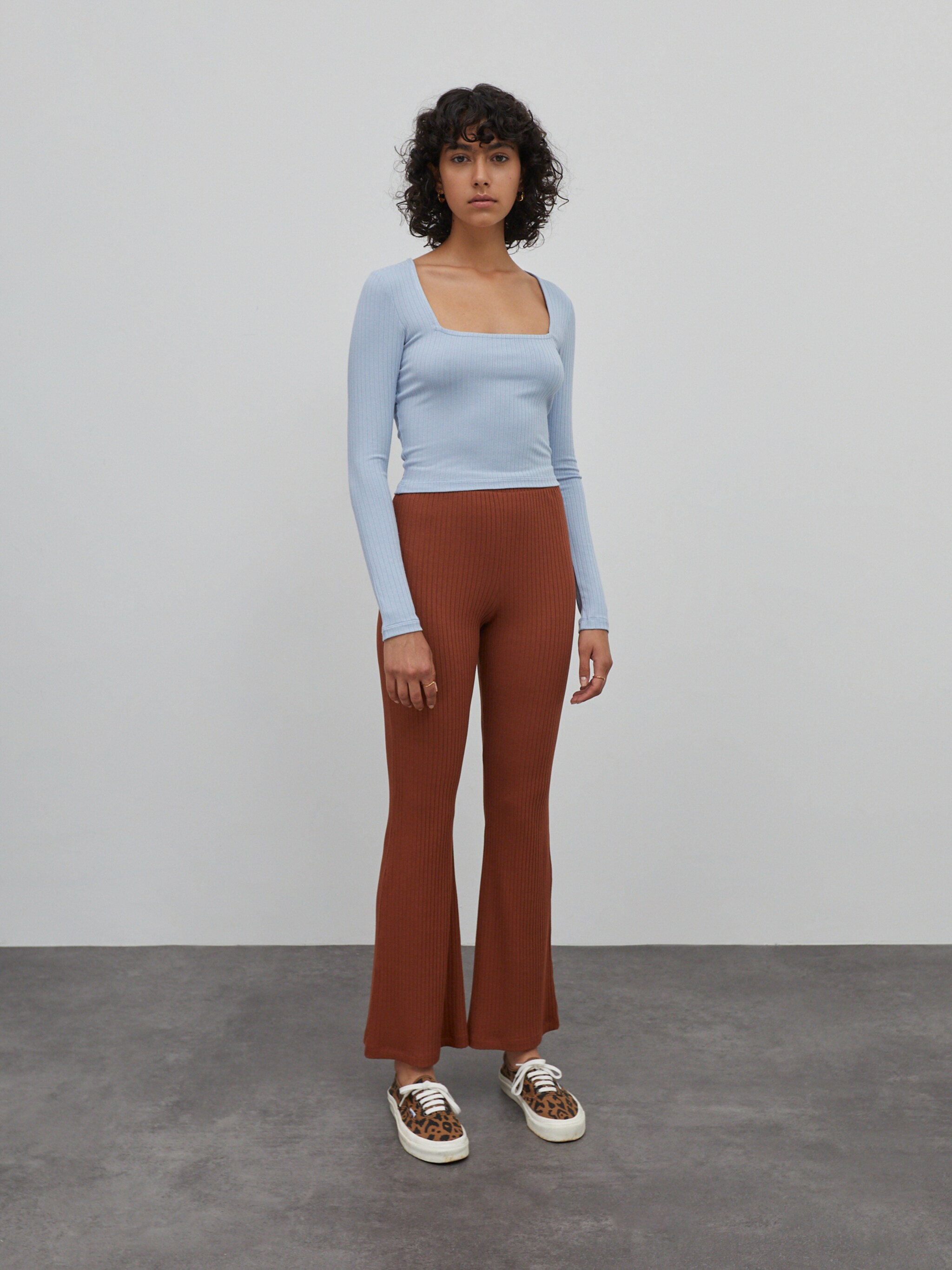 EDITED Produkte Shirt 'Tenley' blau