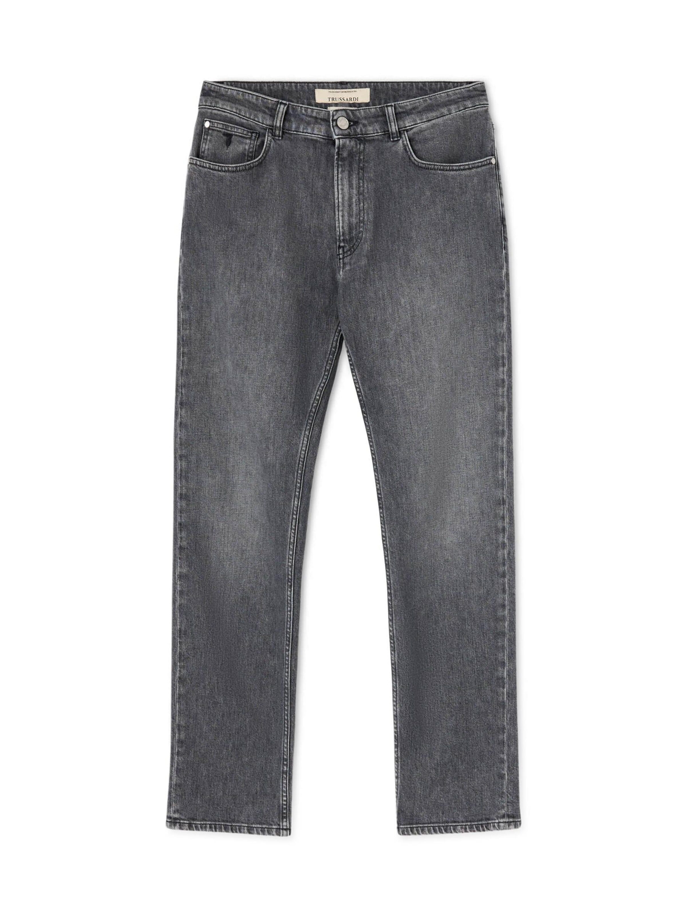 Jean Trussardi en gris : devant