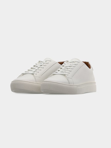 CALL IT SPRING - Zapatillas deportivas bajas 'TRABUCO' en blanco