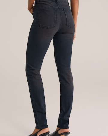WE Fashion Skinny Farkut 'The Charmer' värissä musta